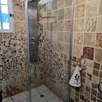 La Casa Semesterbostad Ongles